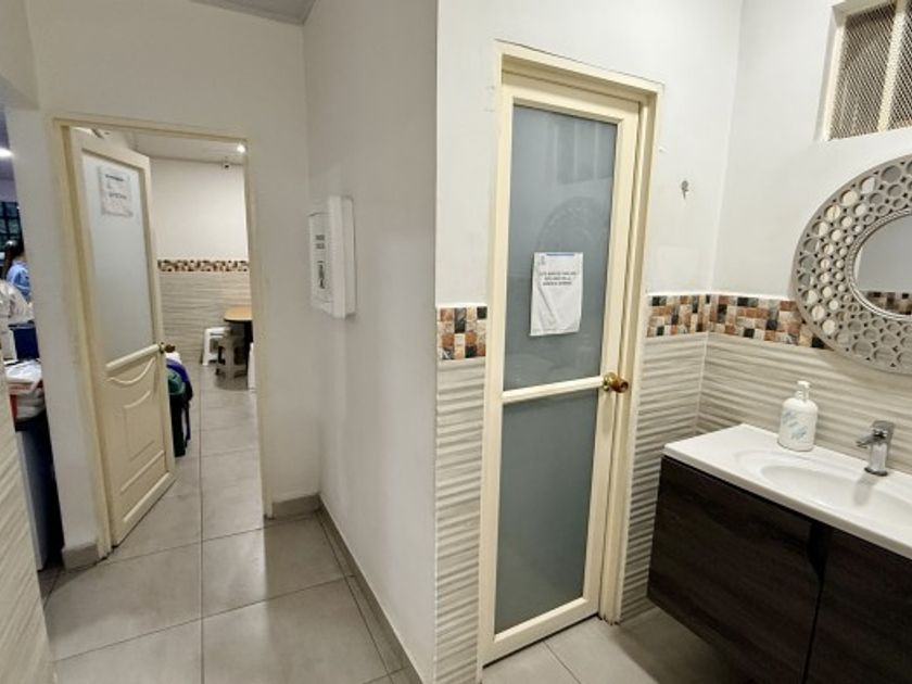 Edificio en Venta - Calle 45 Norte, Vipasa, 1150,0 m² (foto 5) — CREBI