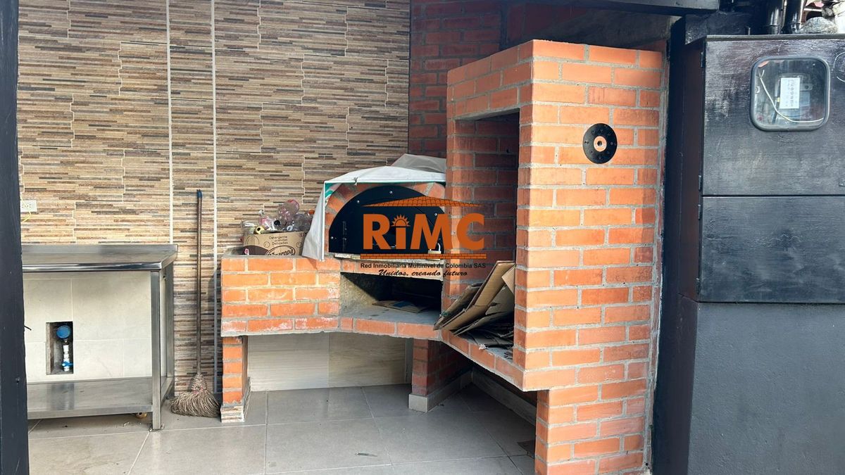 Local en Arriendo - Berlin, Calle 2, 70,0 m² — CREBI