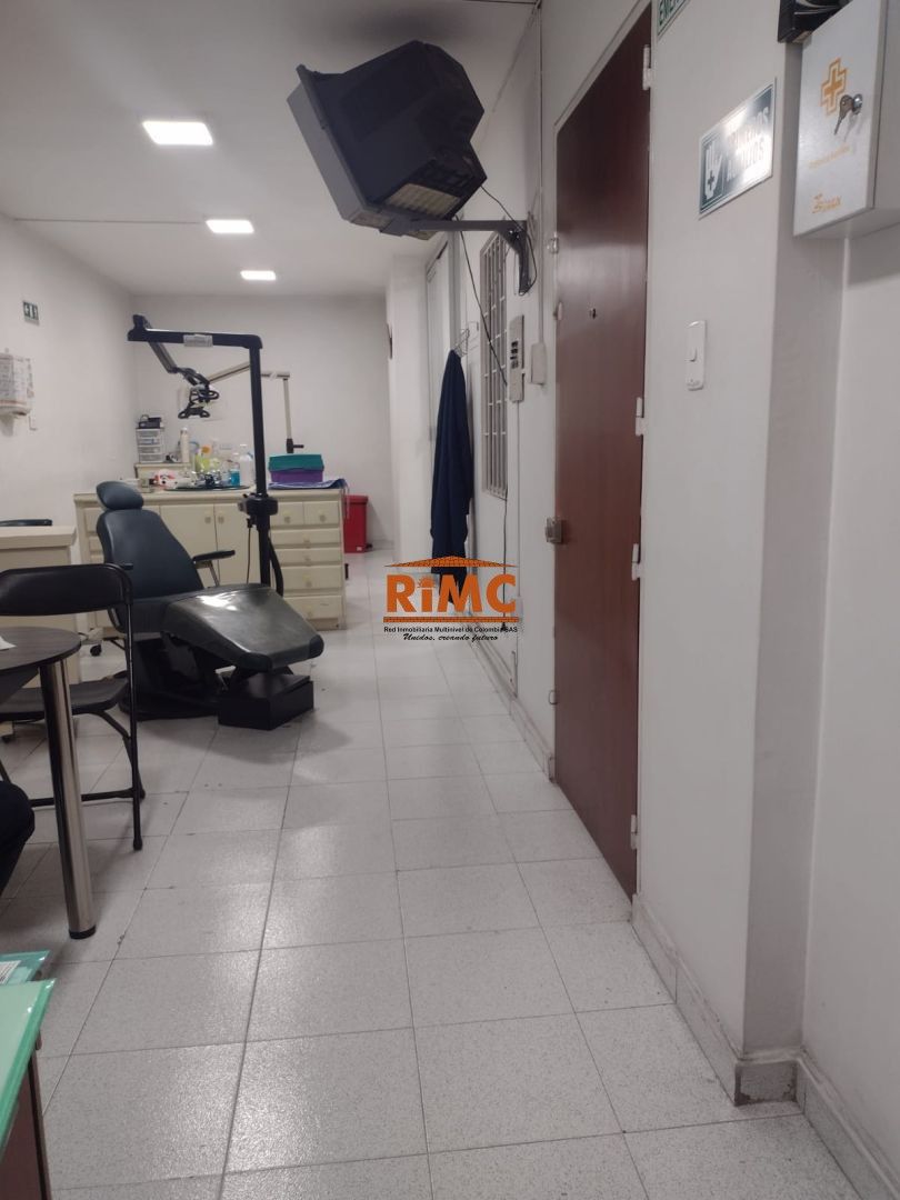 Oficina  en Venta - Sector Plaza de Bolivar, Centro, Carrera 9, 48,0 m² — CREBI