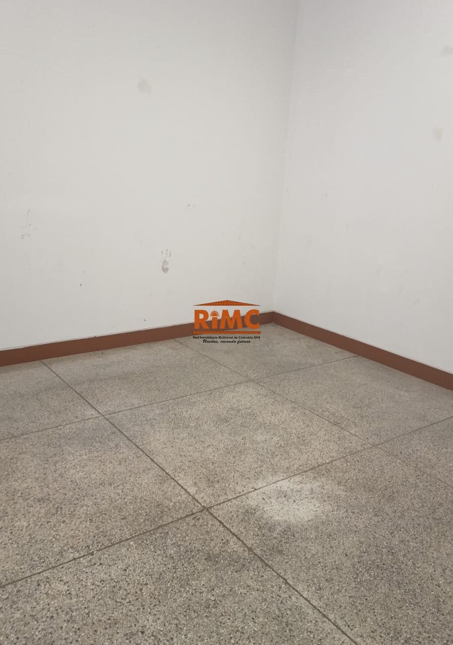 Oficina  en Arriendo - Calle 20, Sector Plaza de Bolivar, Centro, AMCO, Area Metropolitana Centro Occidente, Pereira, Risaralda, RAP Eje Cafetero, 660001, Colombia, 17,0 m² — CREBI