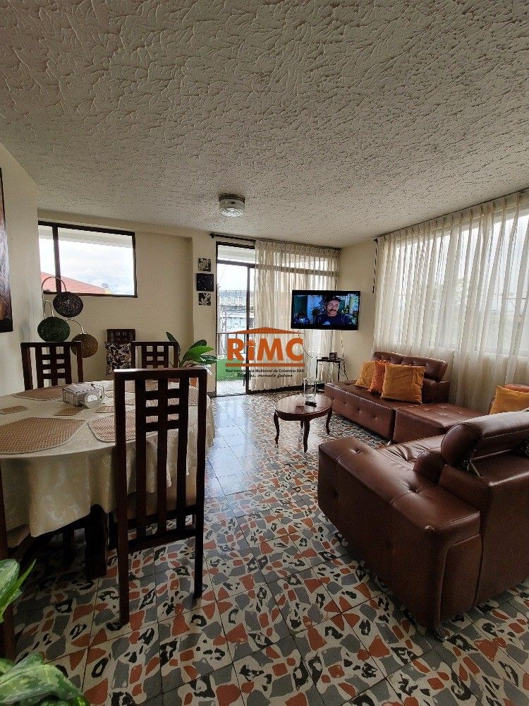 Edificio en Venta - Calle 35, Los Periodistas, Centro, Perimetro Urbano Pereira, Pereira, Risaralda, RAP Eje Cafetero, 660002, Colombia, 393,0 m² (foto 2) — CREBI