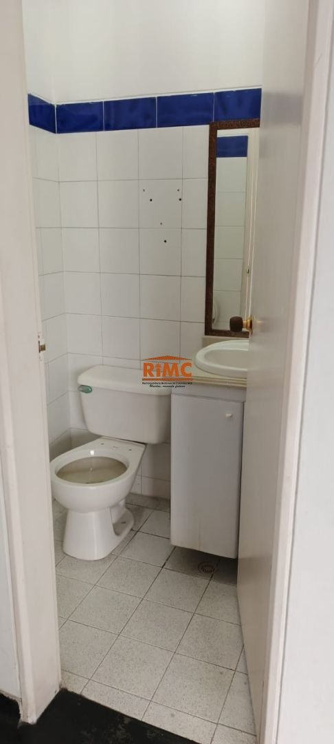 Edificio en Venta - Sector 30 de Agosto, Carrera 13, 1750,0 m² (foto 18) — CREBI