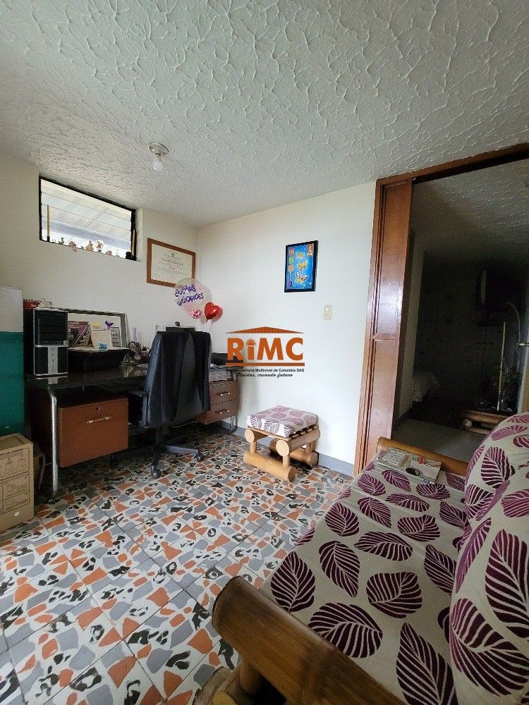 Edificio en Venta - Calle 35, Los Periodistas, Centro, Perimetro Urbano Pereira, Pereira, Risaralda, RAP Eje Cafetero, 660002, Colombia, 393,0 m² (foto 19) — CREBI
