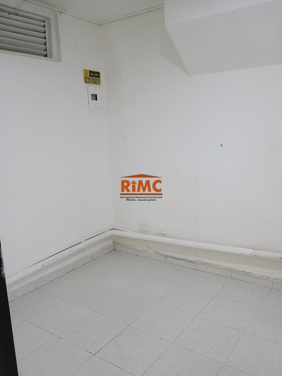 Local en Venta - Calle 29, Galería Menor, Centro, Primero de Febrero, Centro, AMCO, Area Metropolitana Centro Occidente, Pereira, Risaralda, RAP Eje Cafetero, 660002, Colombia, 33,0 m² (foto 3) — CREBI