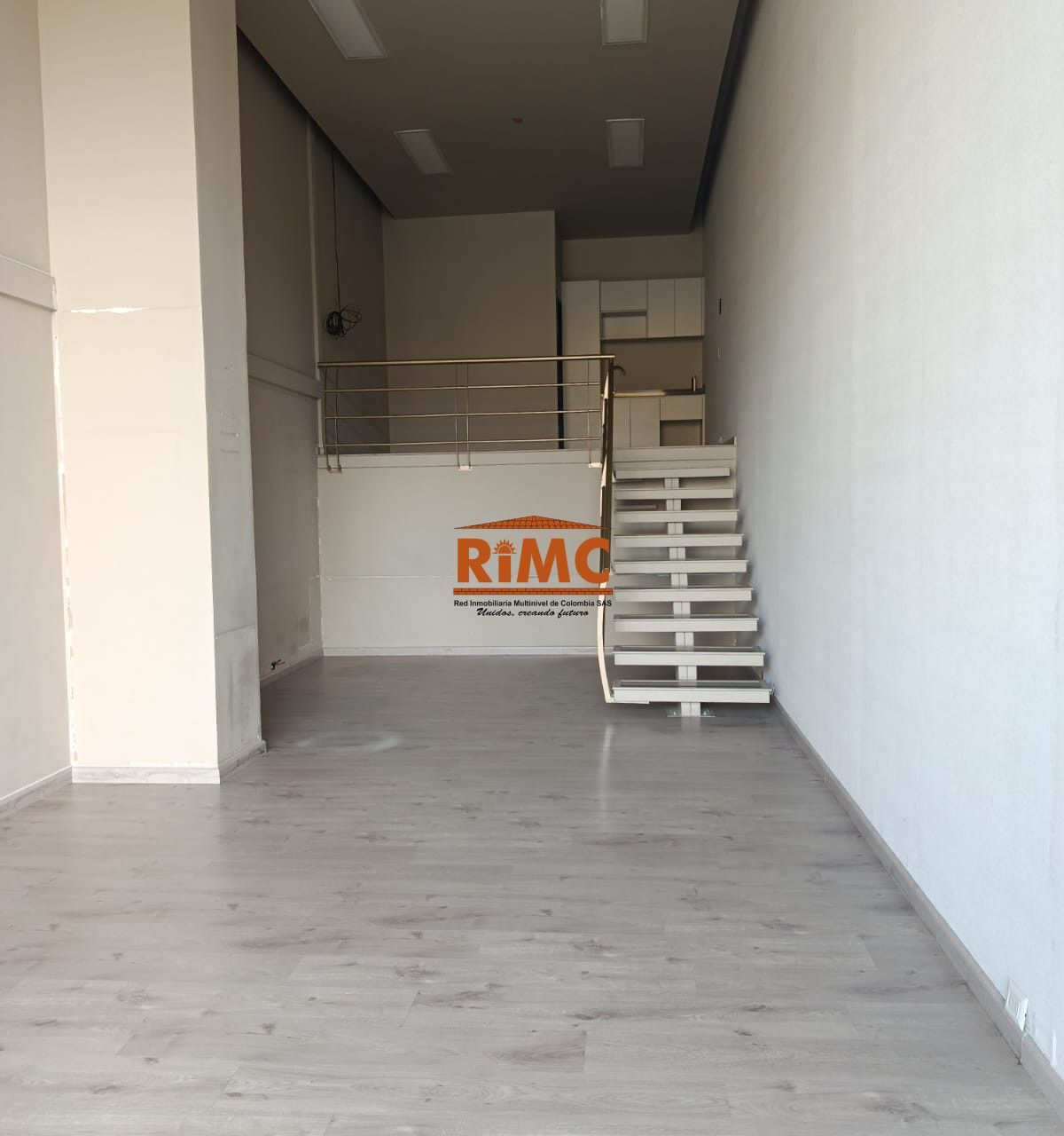 Local en Arriendo - Av Simon Bolivar, Avenida Simón Bolívar, 52,0 m² (foto 2) — CREBI