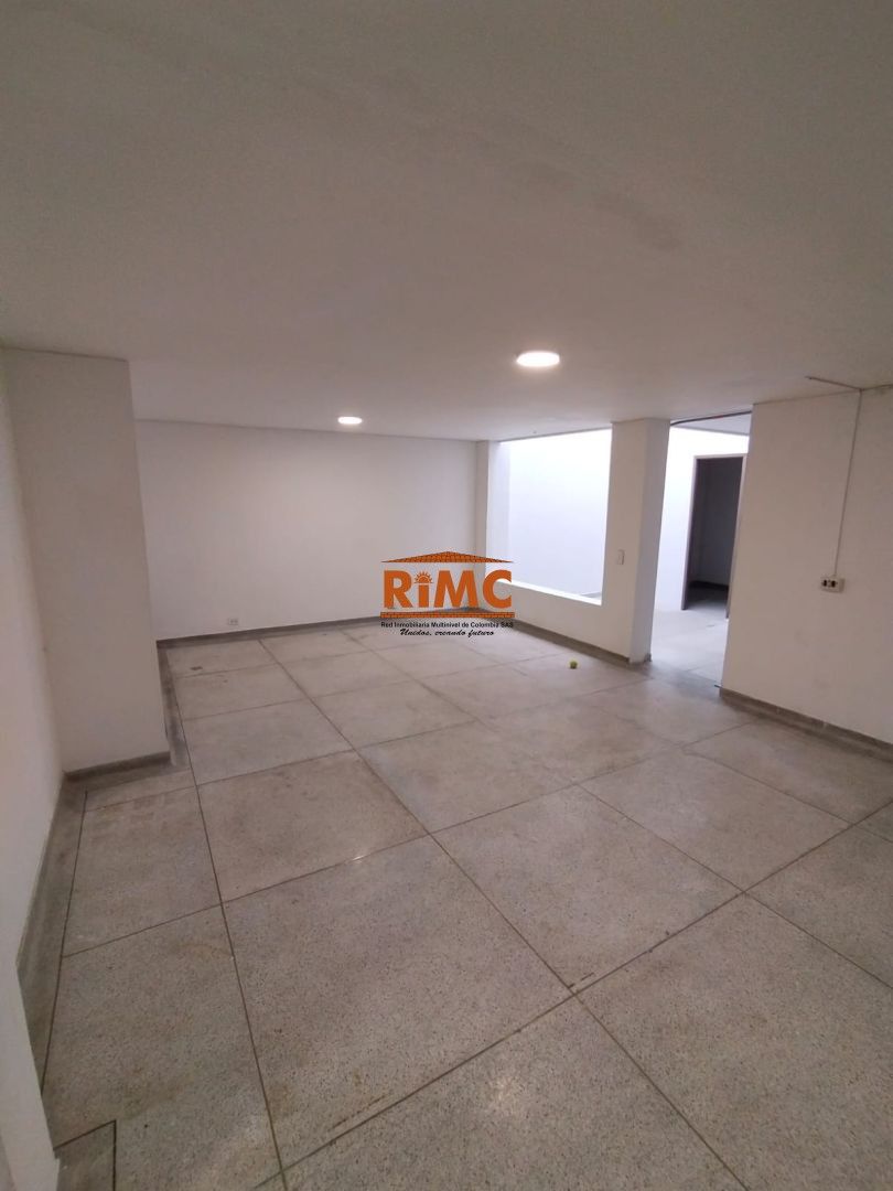 Local en Arriendo - Maraya, Carrera 11, 250,0 m² (foto 3) — CREBI
