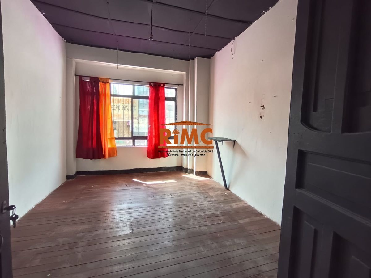 Local en Arriendo - El Pavo, 22-81, Carrera 5, Sector Plaza de Bolivar, Sector Lago Uribe, Centro, AMCO, Area Metropolitana Centro Occidente, Pereira, Risaralda, RAP Eje Cafetero, 660002, Colombia, 470,0 m² (foto 4) — CREBI