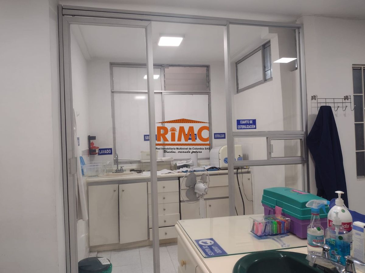 Oficina  en Venta - Sector Plaza de Bolivar, Centro, Carrera 9, 48,0 m² (foto 3) — CREBI