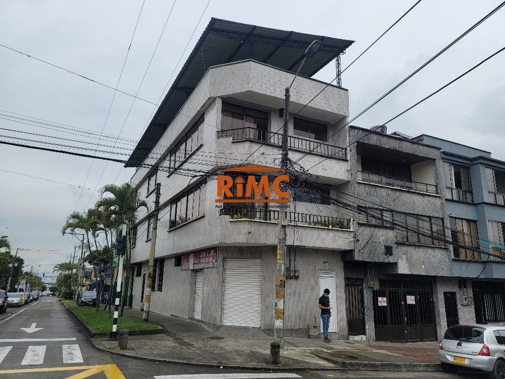 Edificio en Venta - Calle 35, Los Periodistas, Centro, Perimetro Urbano Pereira, Pereira, Risaralda, RAP Eje Cafetero, 660002, Colombia, 393,0 m² — CREBI