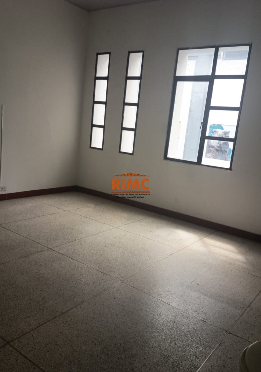 Oficina  en Arriendo - TCC, 20-82, Carrera 9, Sector Plaza de Bolivar, Centro, Perimetro Urbano Pereira, Pereira, Risaralda, RAP Eje Cafetero, 660002, Colombia, 25,0 m² (foto 2) — CREBI