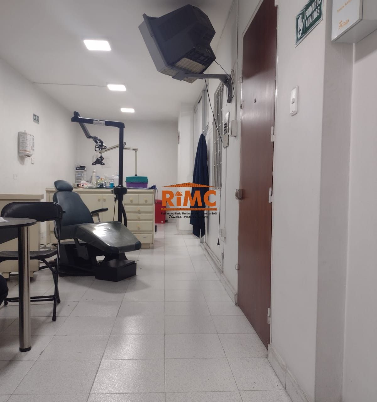 Oficina  en Venta - Sector Plaza de Bolivar, Centro, Carrera 9, 48,0 m² (foto 4) — CREBI