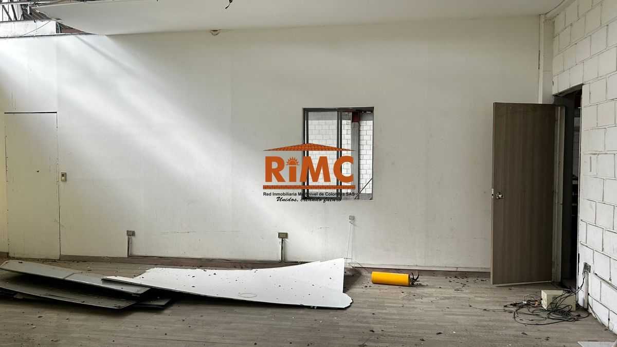 Bodega en Arriendo - Camilo Torres, 2800,0 m² (foto 7) — CREBI