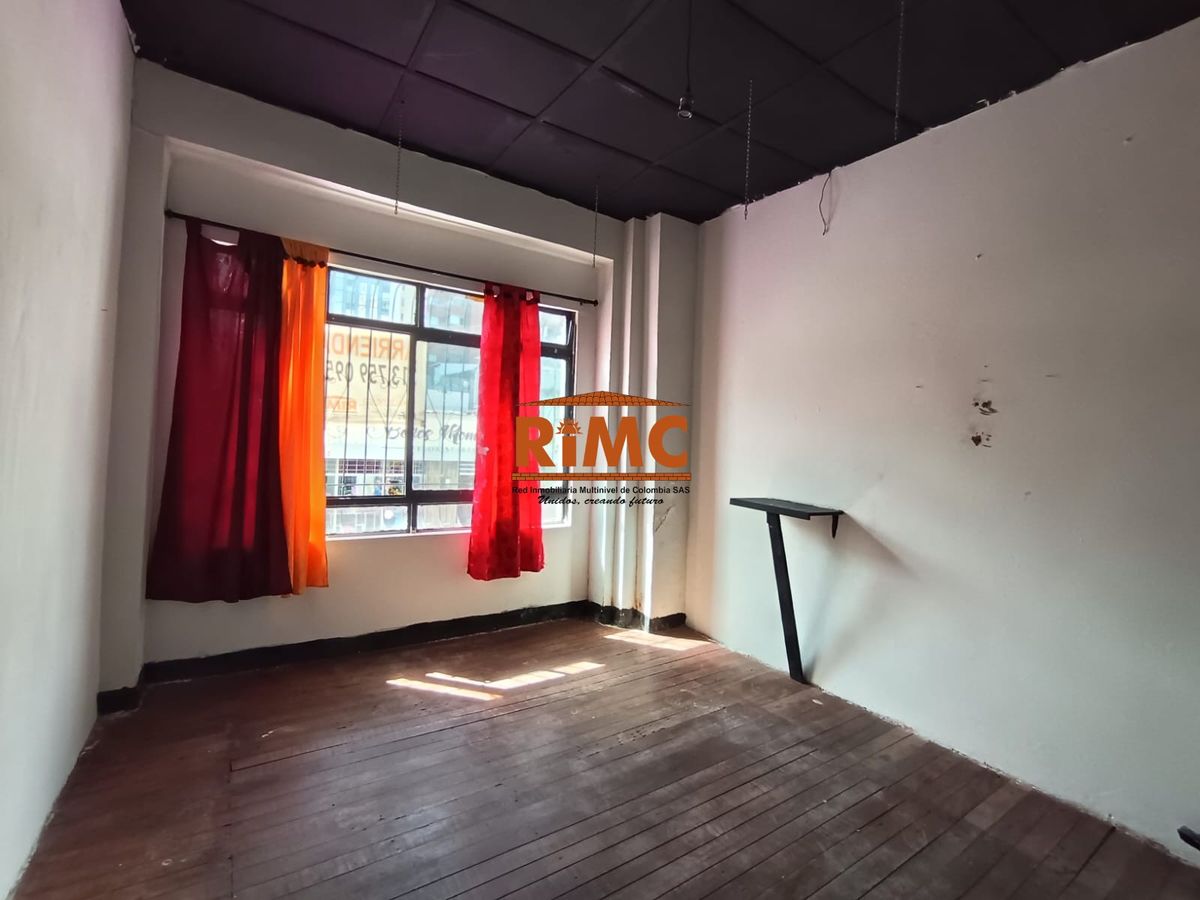 Local en Arriendo - El Pavo, 22-81, Carrera 5, Sector Plaza de Bolivar, Sector Lago Uribe, Centro, AMCO, Area Metropolitana Centro Occidente, Pereira, Risaralda, RAP Eje Cafetero, 660002, Colombia, 470,0 m² (foto 8) — CREBI