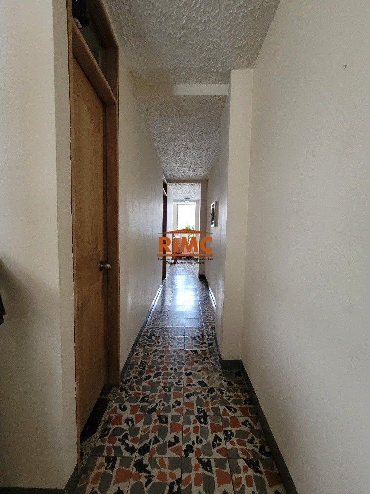 Edificio en Venta - Calle 35, Los Periodistas, Centro, Perimetro Urbano Pereira, Pereira, Risaralda, RAP Eje Cafetero, 660002, Colombia, 393,0 m² (foto 10) — CREBI