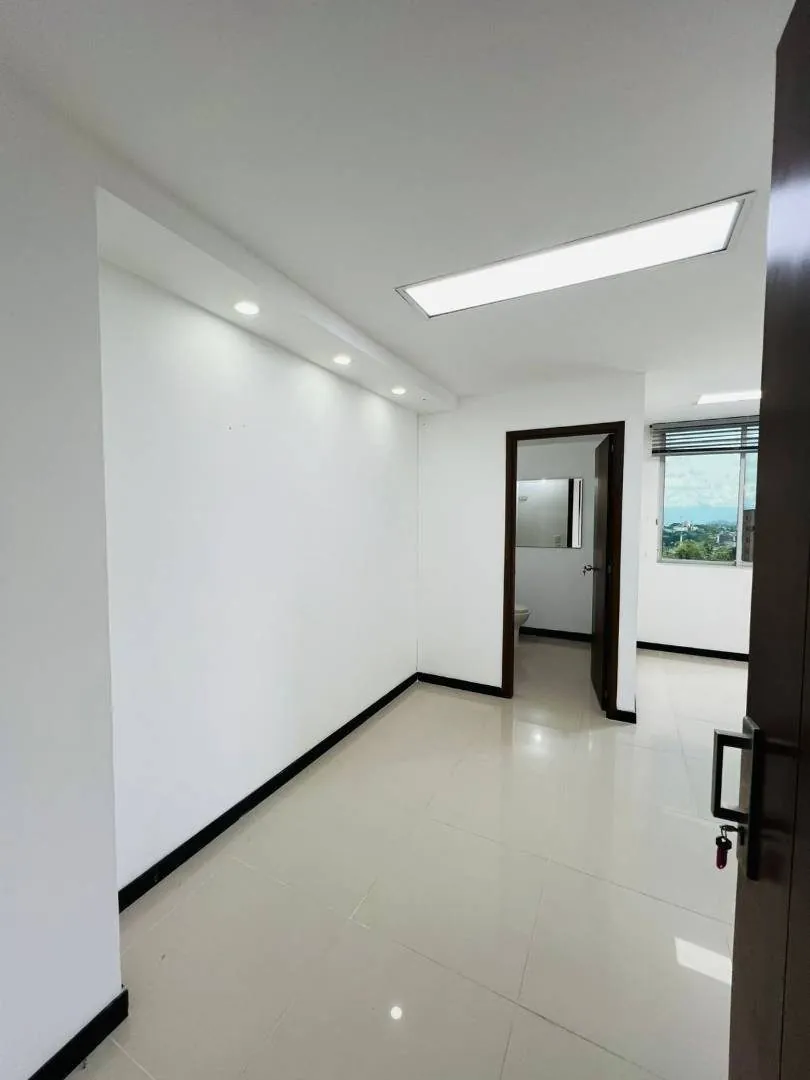 Oficina en Arriendo en Pinares de San Martin, Pereira, 36,0 m² (foto 5) — CREBI