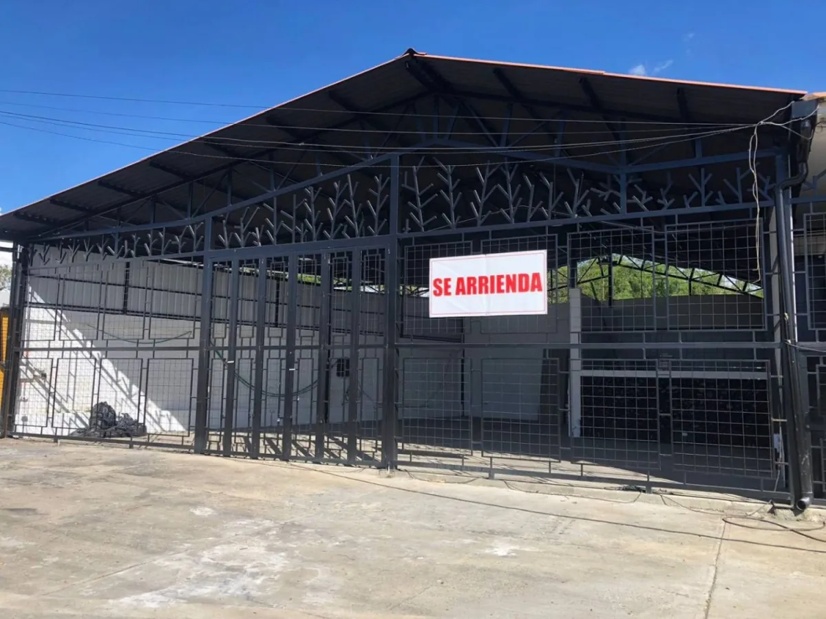 Bodega en Arriendo - Vía Cerritos Pereira, 300,0 m² — CREBI